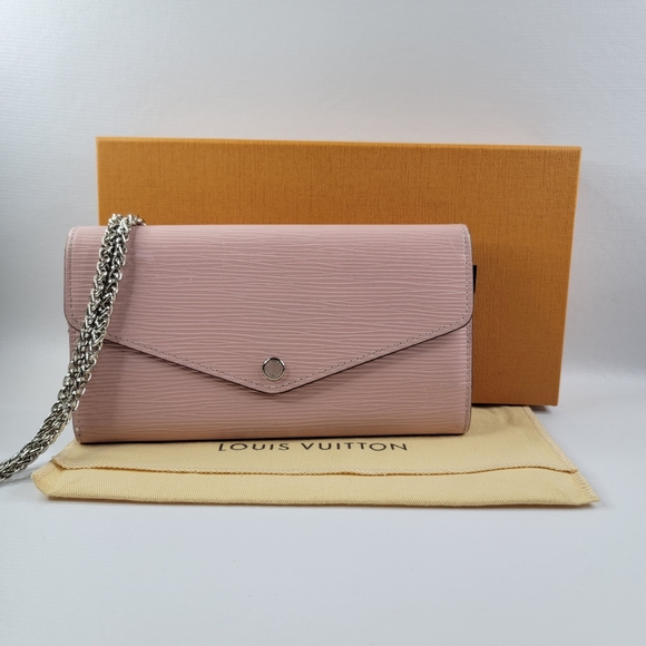 LOUIS VUITTON Epi Sarah Long Bifold Wallet - Picture 1 of 14